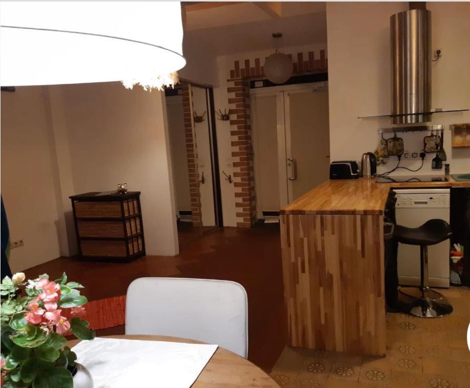 2 Story Studio Apartment Free Parking Included Riga Exterior photo